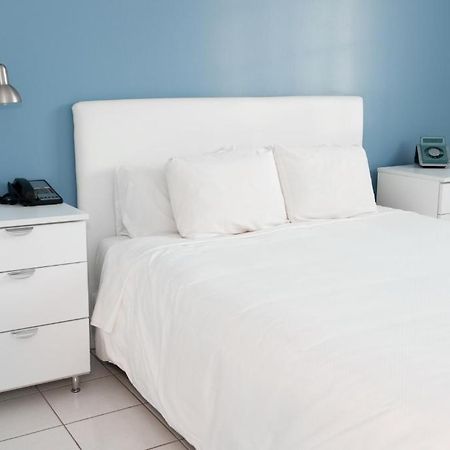 פרובידנס Hotel Dolce Villa חדר תמונה